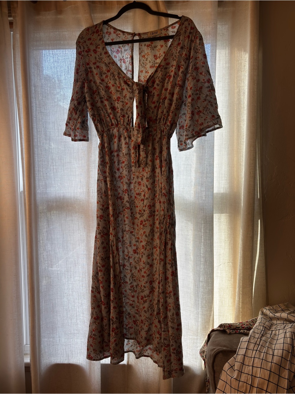 Women's Floral Tie-Front Midi Dress in Cream with Red Print